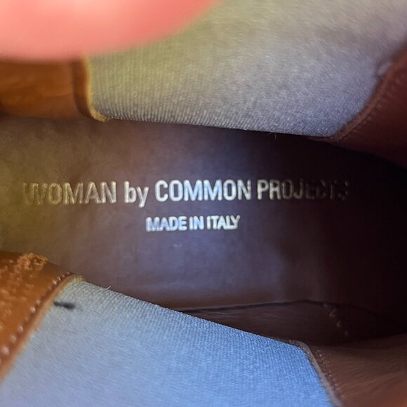 Woman by Common Projects Beige Suede Chelsea Boots Size 40 Minimalist Luxury - Picture 5 of 5